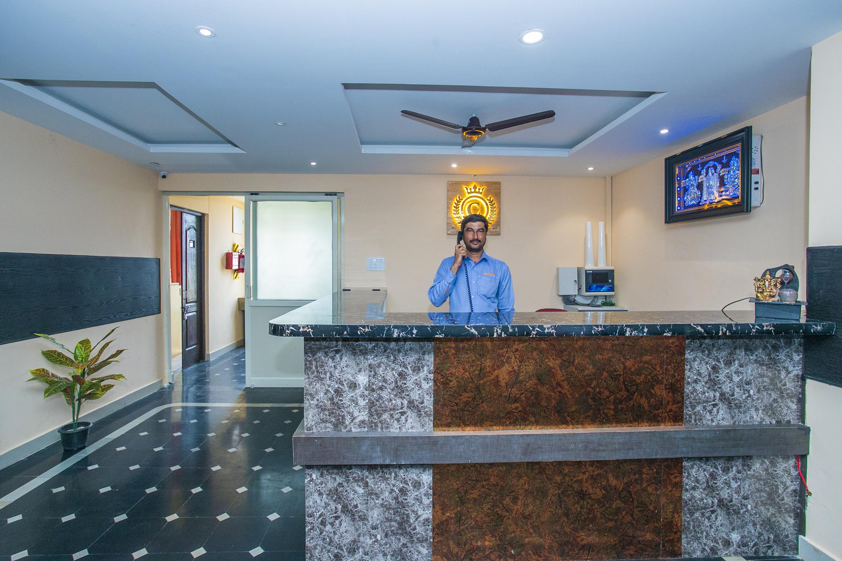 Oyo 22837 Chairmen'S Hotel Bengalúr Exteriér fotografie